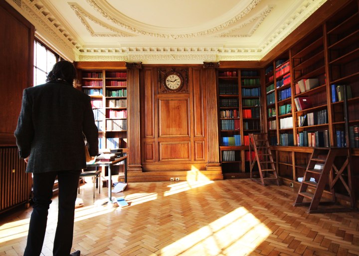 Book-of-Sand-Library-shoot-1-208