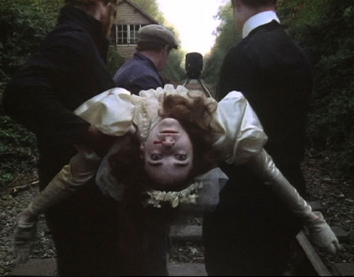 BBC-Ghost-Stories-Volume-4-The-Signalman-Stigma-The-Ice-House-32692_6